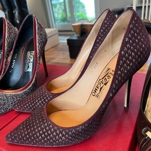 Salvatore Ferragamo heels, excellent condition, very low mileage!